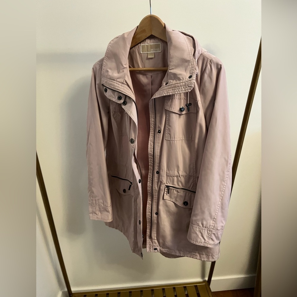 Michael Kors Dusty Pale Pink Raincoat Jacket Windbreaker. Size medium. - Picture 6 of 12